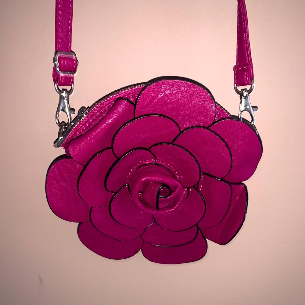 WORN ONCE FLOWER CROSSBODY